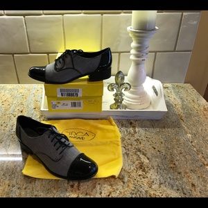 Circa Joan & David Cap-Toe Oxford